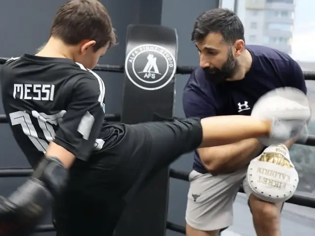 Alfa Fight Studio, Yaşamkent: salon fotoğrafı 5