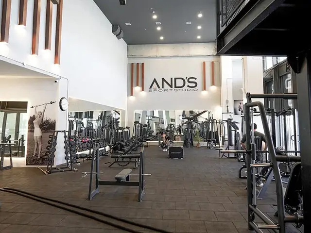 And's Sport Studio, İncek: salon fotoğrafı 4