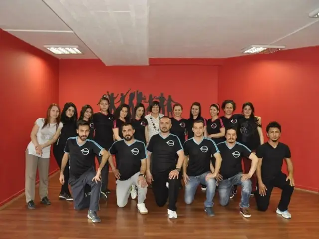 Armoni Dans ve Müzik Akademi, Dikmen: salon fotoğrafı 2