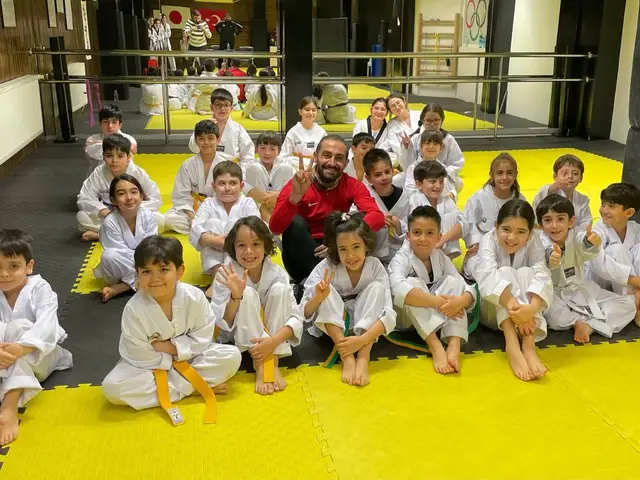 Elit Sporcular Spor Kulübü, Balgat: salon fotoğrafı 3