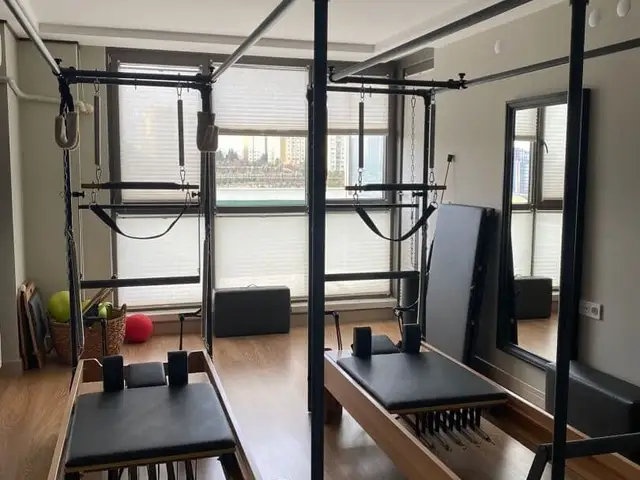 Fizyo Bee Sağlıklı Yaşam Merkezi, Eryaman: salon fotoğrafı 3
