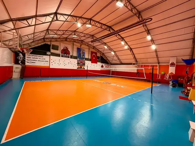 Gazi Bvc Spor Kulübü, Batıkent: salon fotoğrafı 2