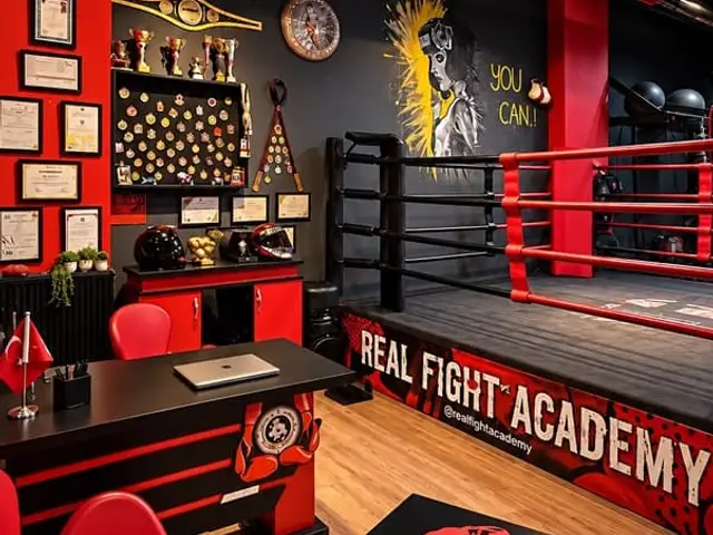Real Fight Academy Pilates, Yaşamkent: salon fotoğrafı 5