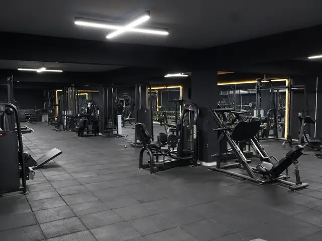 Royal Gym Center, Pursaklar: salon fotoğrafı 4
