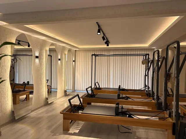 Shine On Pilates, Keçiören: salon fotoğrafı 2