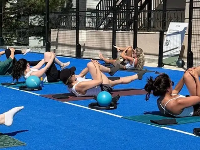 Switch Zone Performance Club, Çayyolu: salon fotoğrafı 2