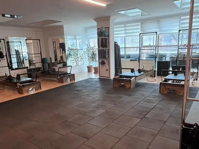 Switch Zone Pilates, Yenimahalle: salon fotoğrafı 3