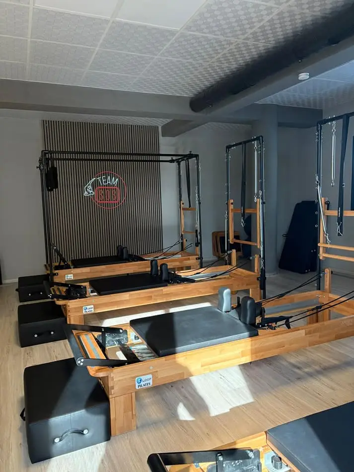 Team SOS Sports Center, Yaşamkent: salon fotoğrafı 1