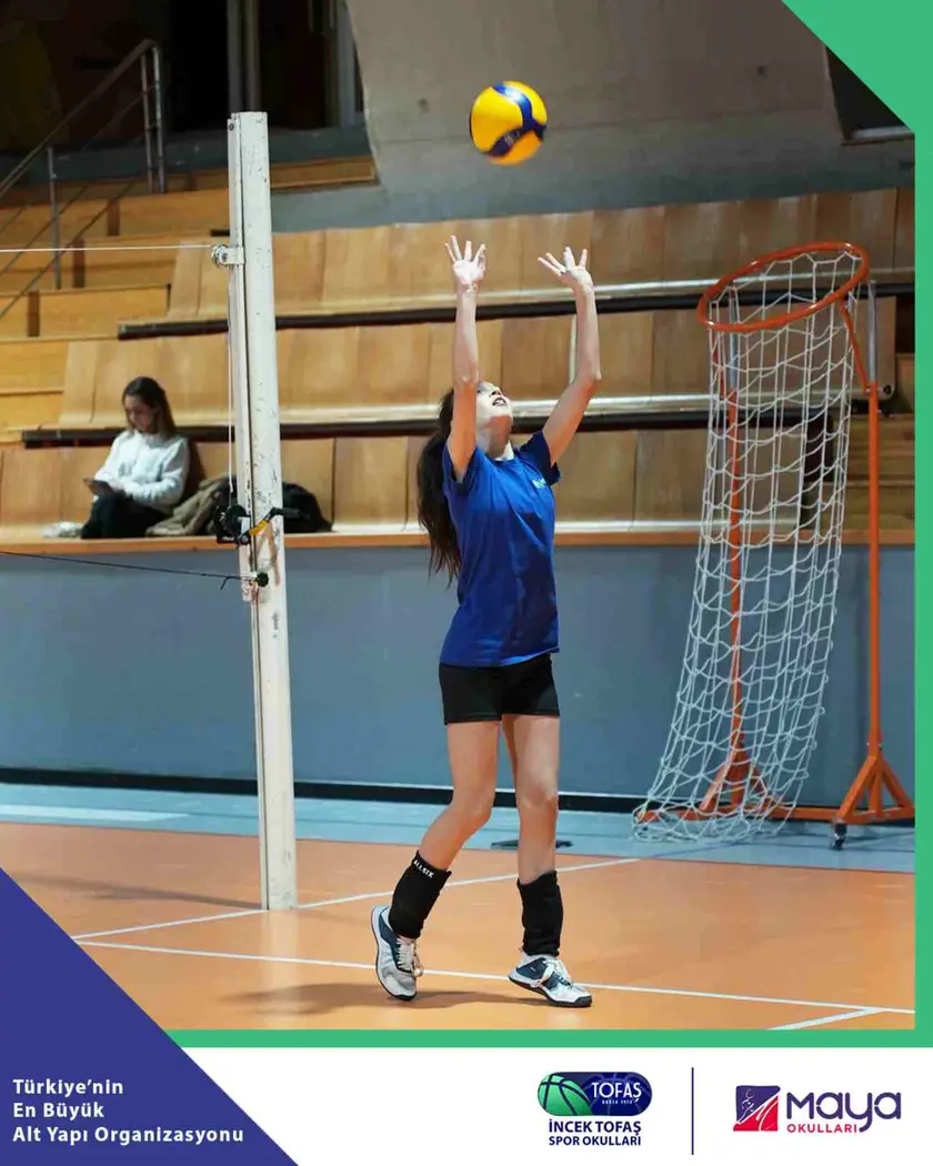 Tofaş Spor Okulları - İncek, İncek: salon fotoğrafı 1