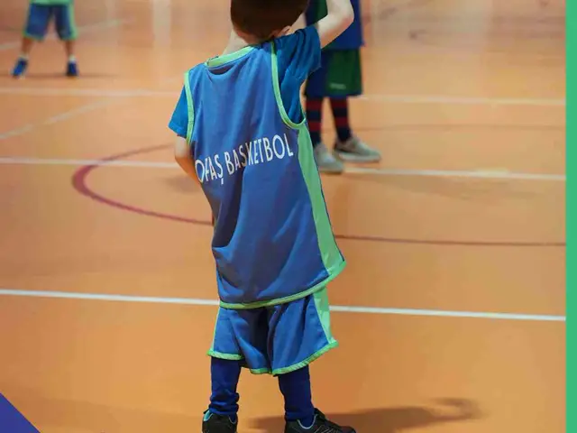 Tofaş Spor Okulları - İncek, İncek: salon fotoğrafı 4